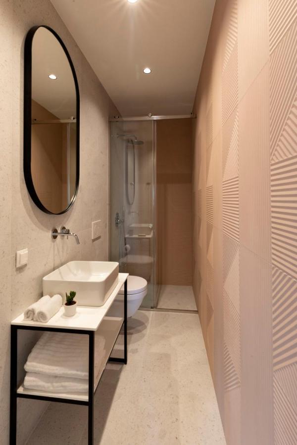Modern 4BD APT Near Piraeus Port-ATH-15 min walk-Pirasmus Residencies Exterior foto