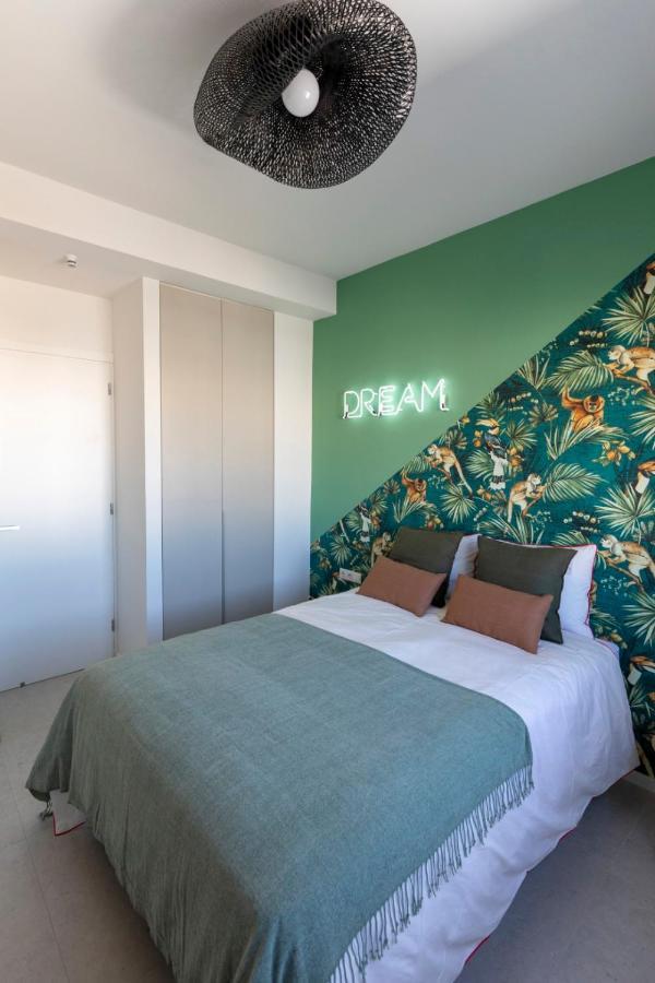 Modern 4BD APT Near Piraeus Port-ATH-15 min walk-Pirasmus Residencies Exterior foto